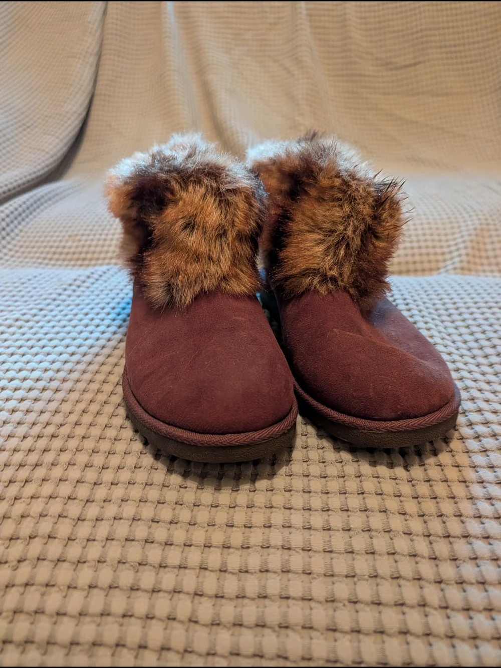 Women's Faux-Fur Cuff Winter Boots - Brown Size 9